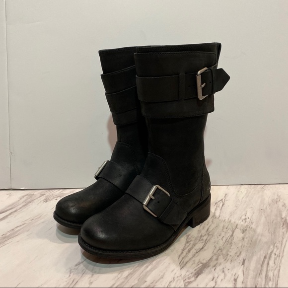 ugg chancey black